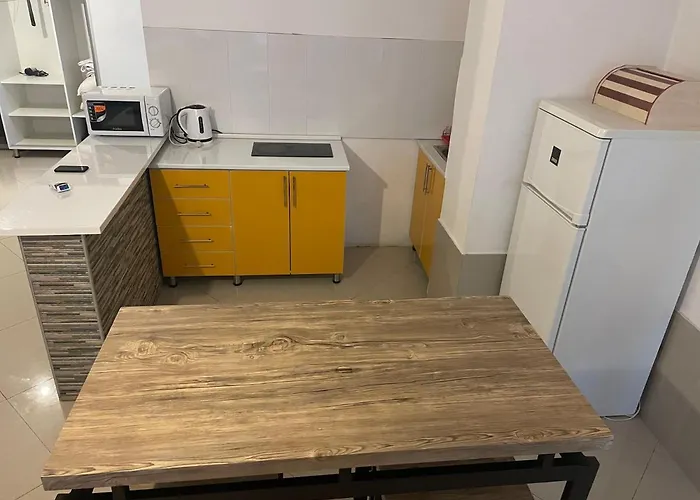 Cozy Apartment In The Center Of Batumi